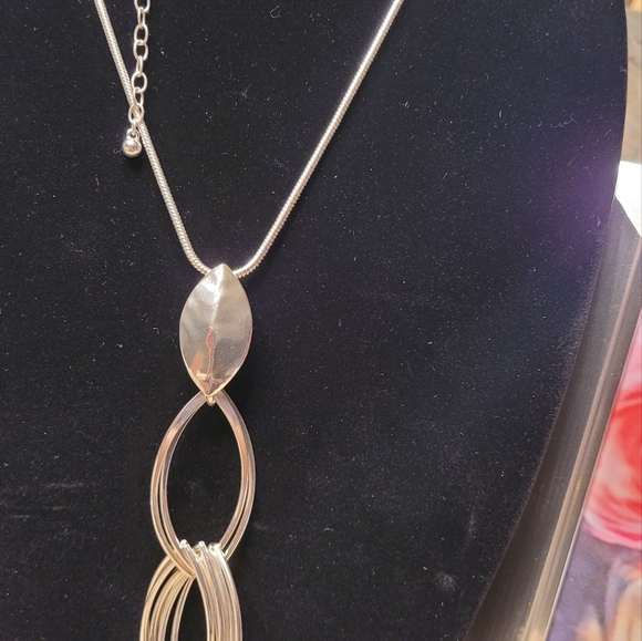 necklace - Picture 2 of 2